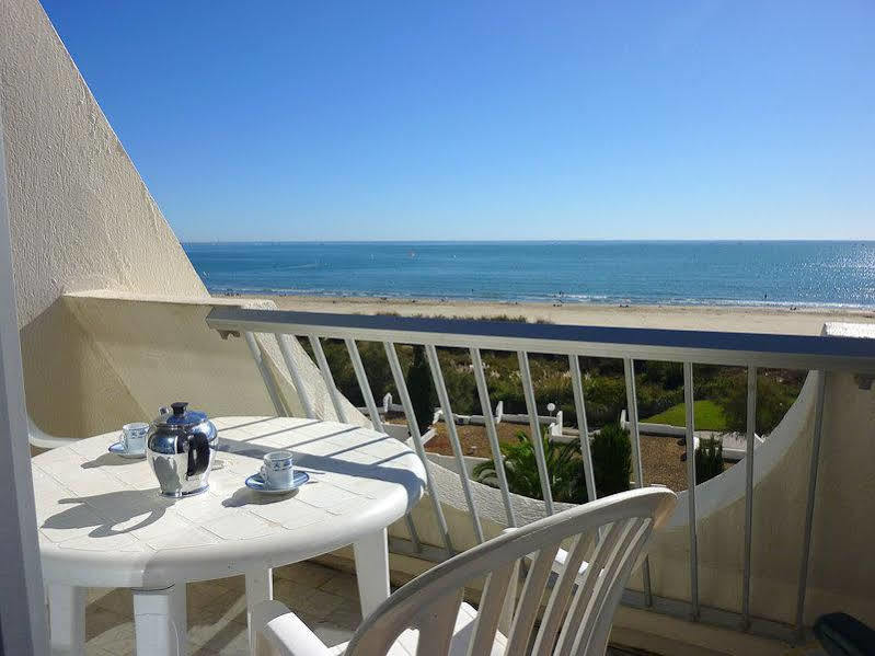 La Calypso Apartment Ла Гранде-Моте Екстериор снимка