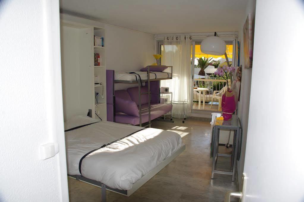 La Calypso Apartment Ла Гранде-Моте Екстериор снимка